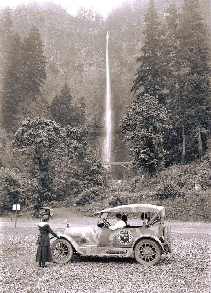 Multnomah Falls, Oregon. (1918)